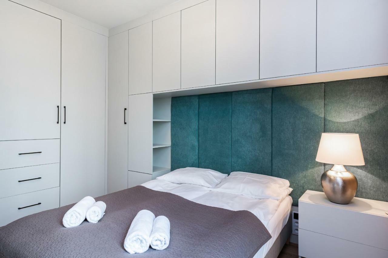 Fort Wola Apartments Warsaw By Noclegi Renters Exterior foto